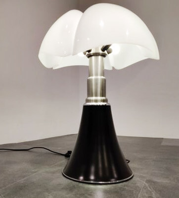 Gae Aulenti - Lampada pipistrello