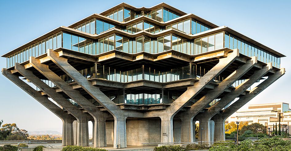 Architettura Brutalista Milano: Storia ed Esempi Controversi